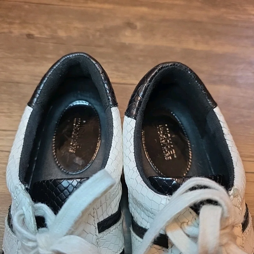 Michael Kors White Sneakers with Black Accents - Picture 7 of 9